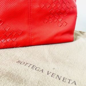 Bottega Veneta Leather Tote